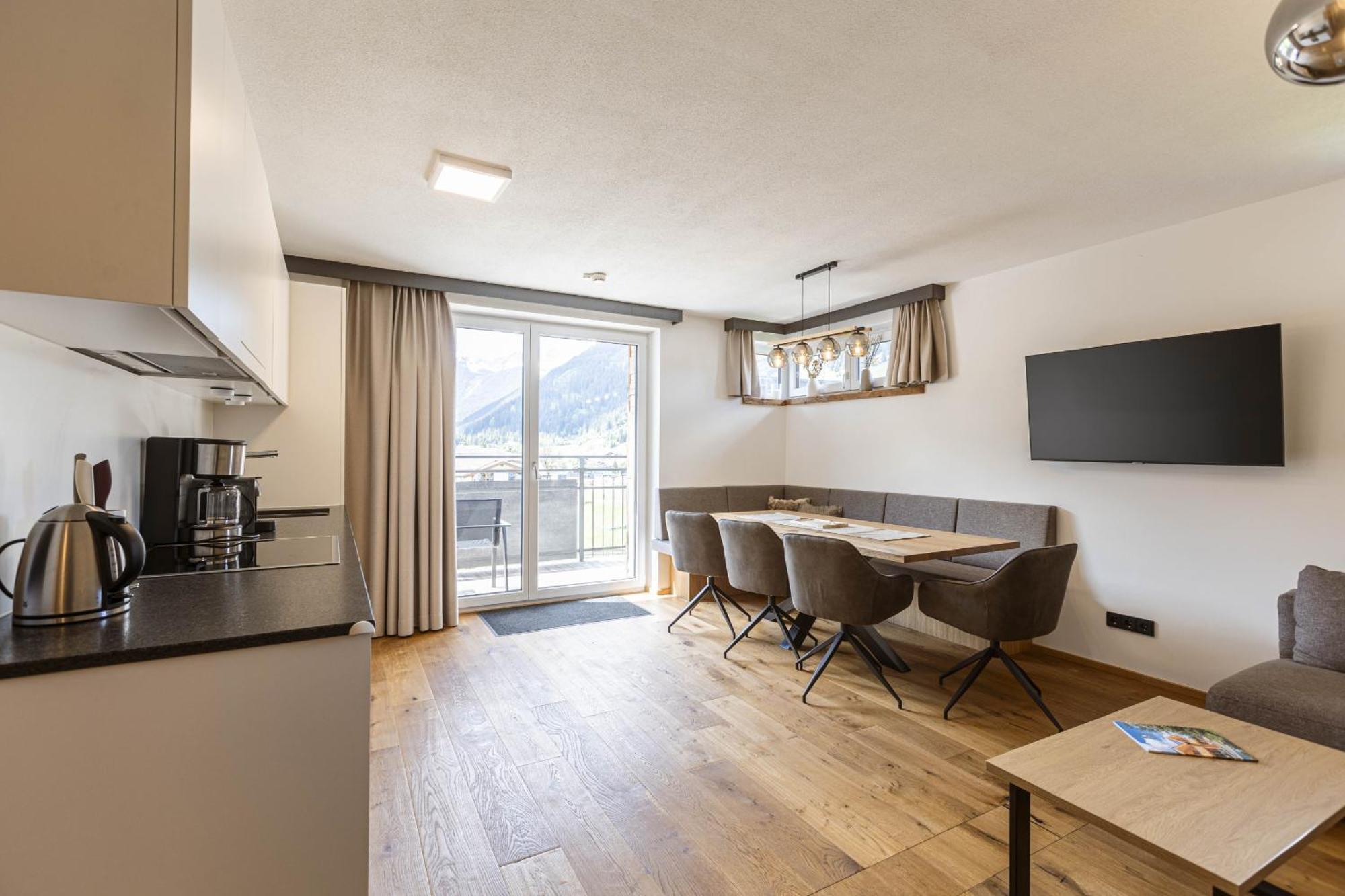 Zugspitz Suites Lermoos By Alps Resorts מראה חיצוני תמונה